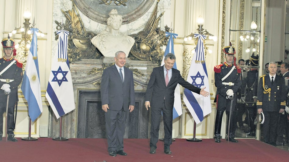 El primer ministro israelí Benjamín Netanyahu junto al presidente Mauricio Macri.