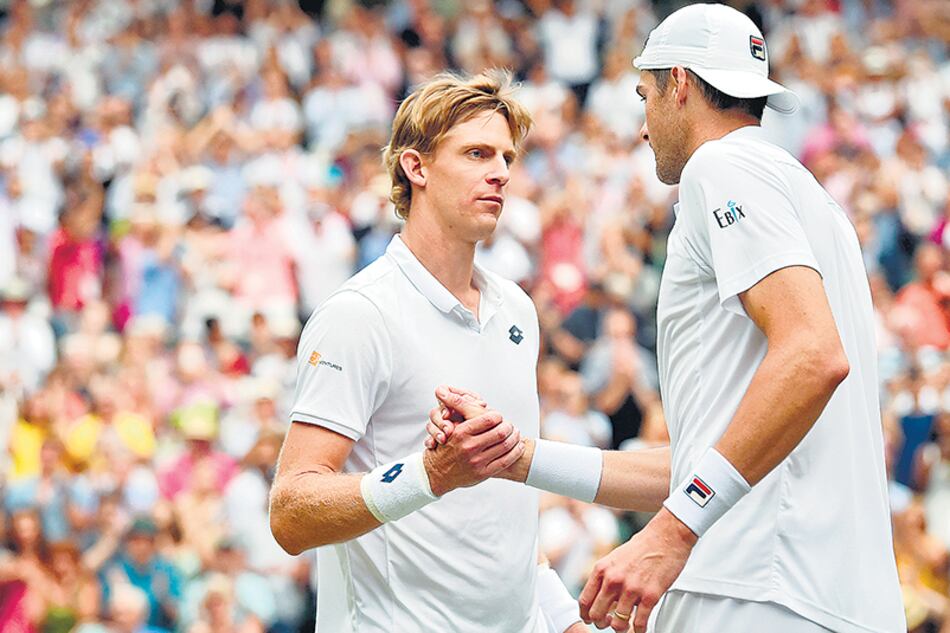Anderson ganó el duelo de gigantes frente a Isner.