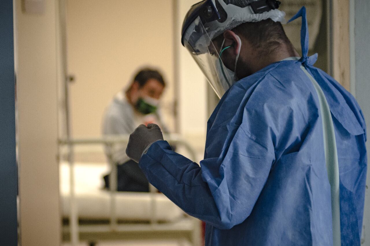 La inmunidad que aportan los anticuerpos podría durar solo "unos pocos meses".