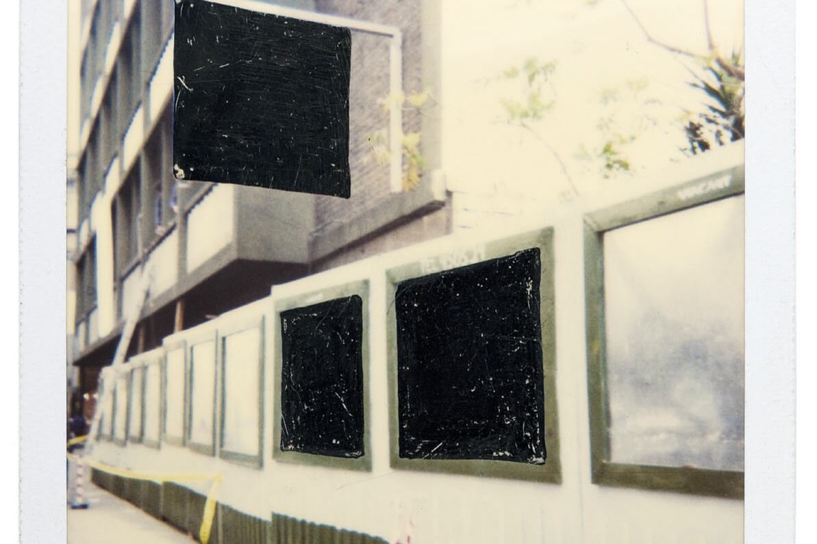 Sin título I. 1997. Polaroid intervenida.