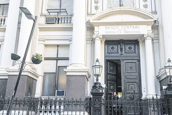 Las mujeres víctimas no tendrán que ir a Tribunales para renovar las medidas de protección.