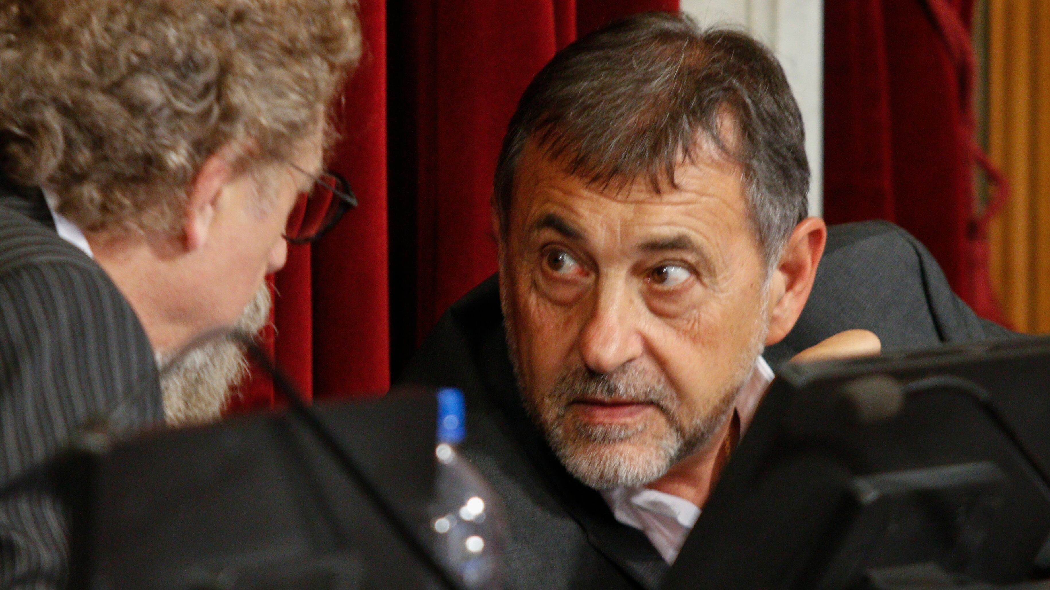 El senador Carlos Caserio.