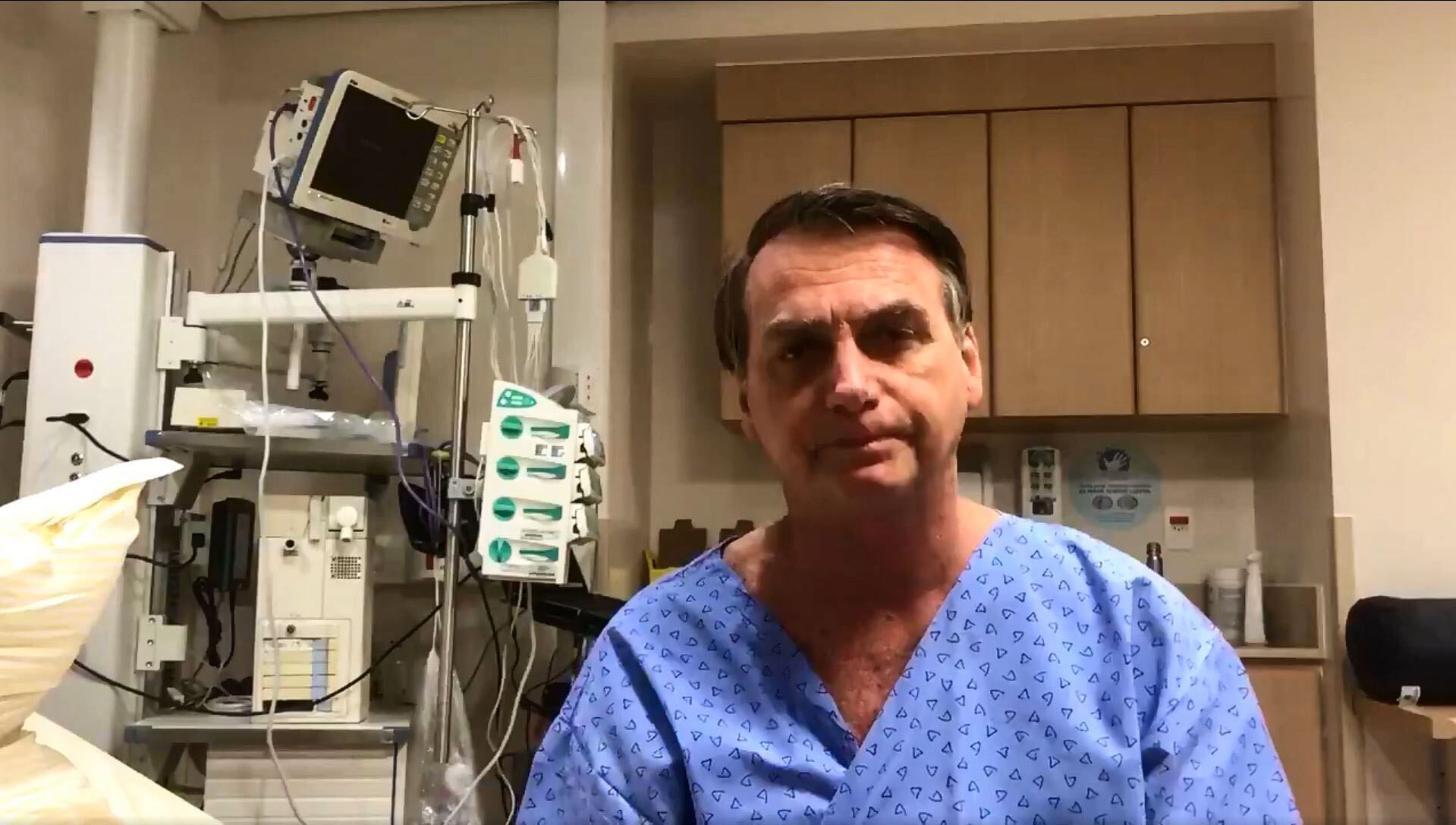 Bolsonaro en enero pasado, tras una intervención en el abdomen.