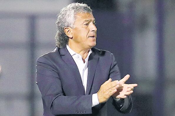 El Tigre de Pipo Gorosito, gran candidato en la Primera Nacional.