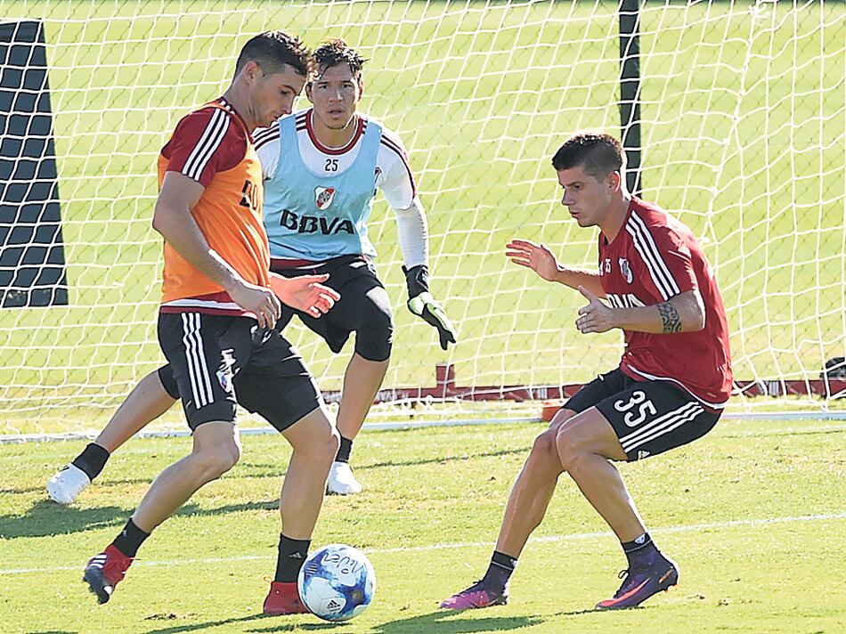 Lucas Alario, durante la práctica de River.