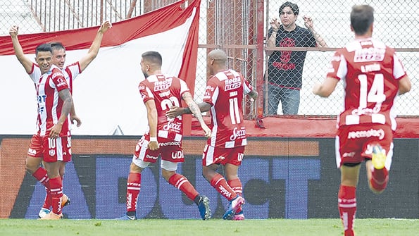 Festejo del Tatengue en el Ducó.
