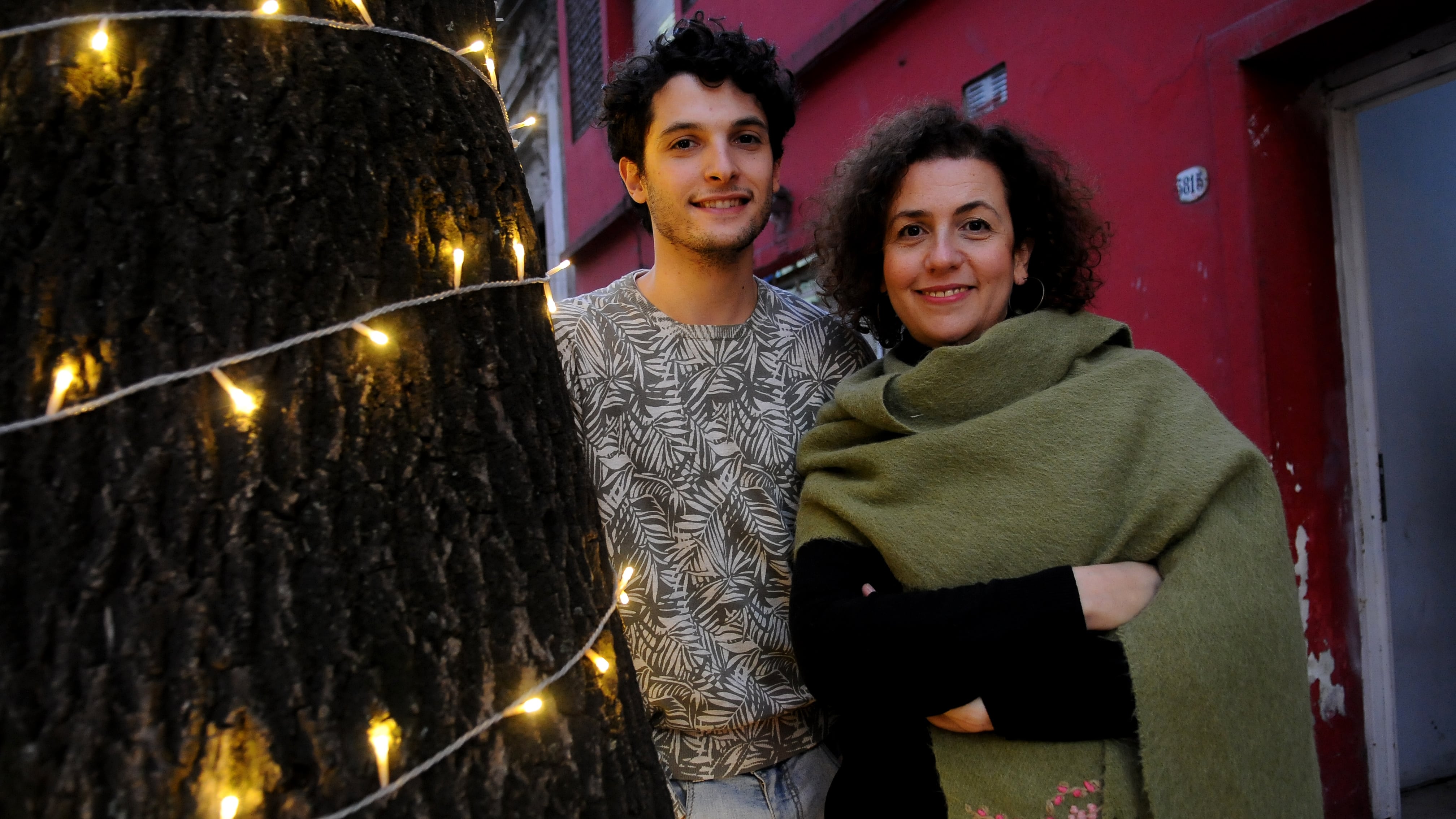 "La promesa sentencia un lugar que genera inmovilidad. El tiempo sigue pasando pero el cuerpo queda anclado." 