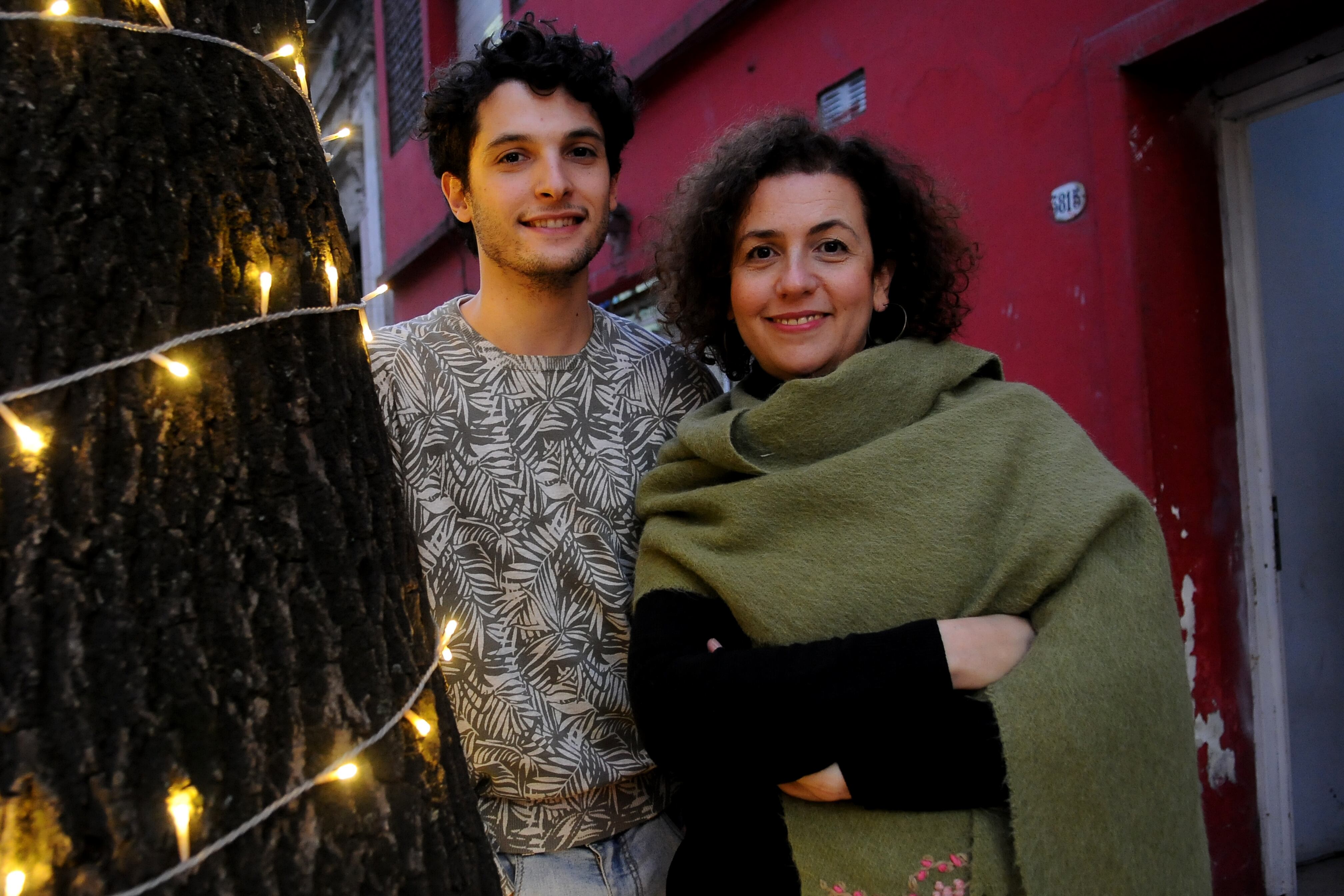 "La promesa sentencia un lugar que genera inmovilidad. El tiempo sigue pasando pero el cuerpo queda anclado."