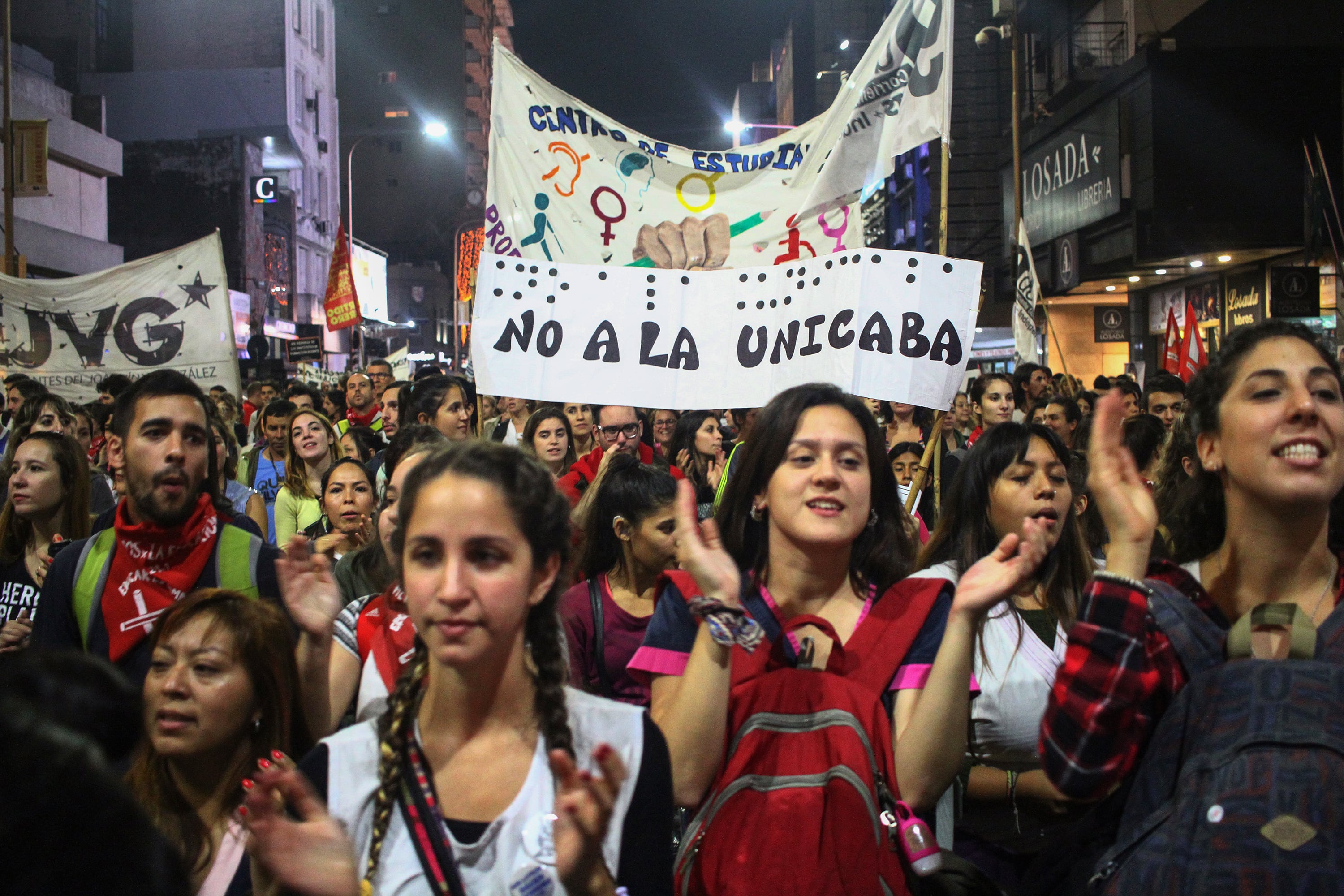 La creación de la Unicaba en 2018, que fue ampliamente rechazada por la comunidad educativa, fue el inicio del vaciamiento de los 29 institutos de formación docente del distrito.