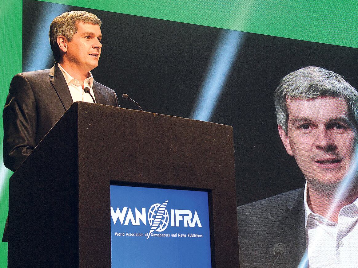 Marcos Peña, jefe de Gabinete. “No es la intención perdonar deudas, sino cruzar deudas mutuamente.”