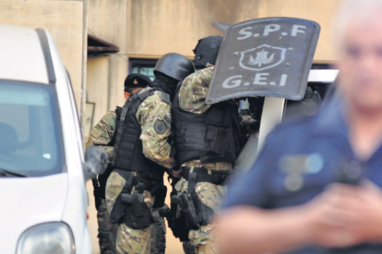 Por la tarde, Julio De Vido fue trasladado al penal de Ezeiza, a la Unidad Hospitalaria, porque es insulino-dependiente.