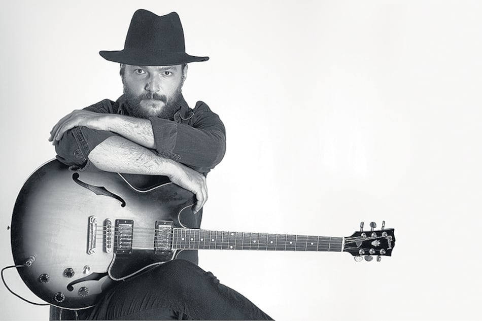 En Lucero, Nano Stern trabajó con Tony Platt, ingeniero de sonido de AC/DC, Iron Maiden y Motörhead.