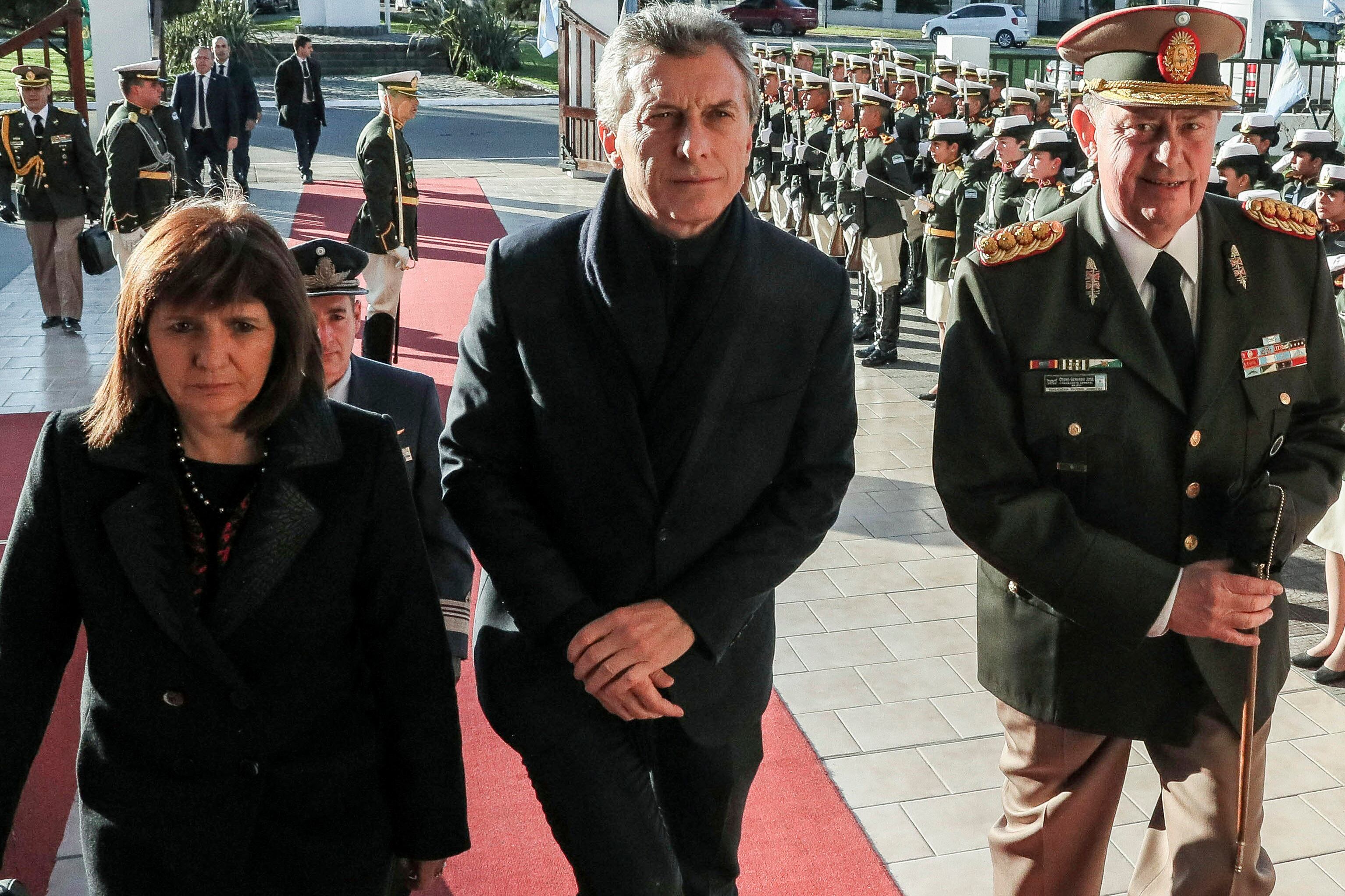 Patricia Bullrich, Mauricio Macri y el gendarme Gerardo Otero fueron imputados por contrabando agravado.