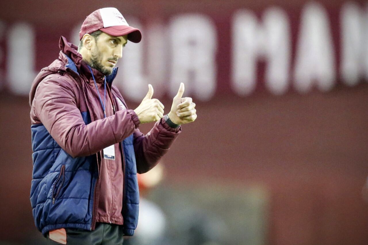 Luis Zubeldía, entrenador del Lanús que quiere regresar a la cima
