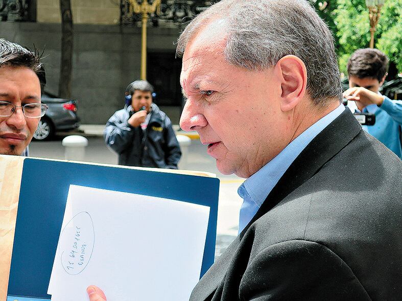 El presidente del Senado de Bolivia, José Alberto “Gringo” Gonzáles, al término de la reunión en Cancillería. 