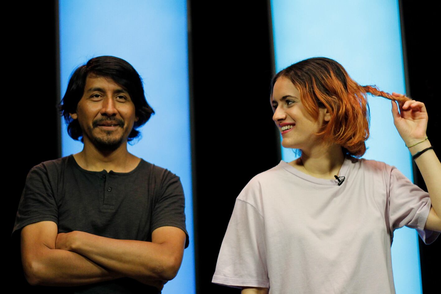 Franco Cruz y Bruna Belaunzarán en la presentación del ciclo audiovisual.