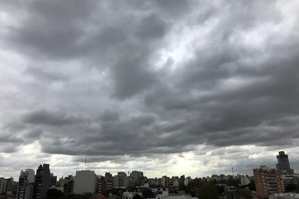 El SMN emitió un aviso a corto plazo por fuertes lluvias en CABA y sus alrededores