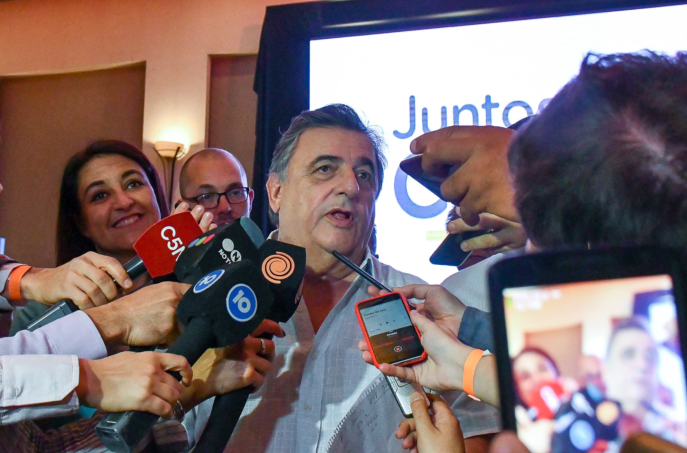 Mario Negri ostenta el récord de permanencia en puestos públicos desde 1983.