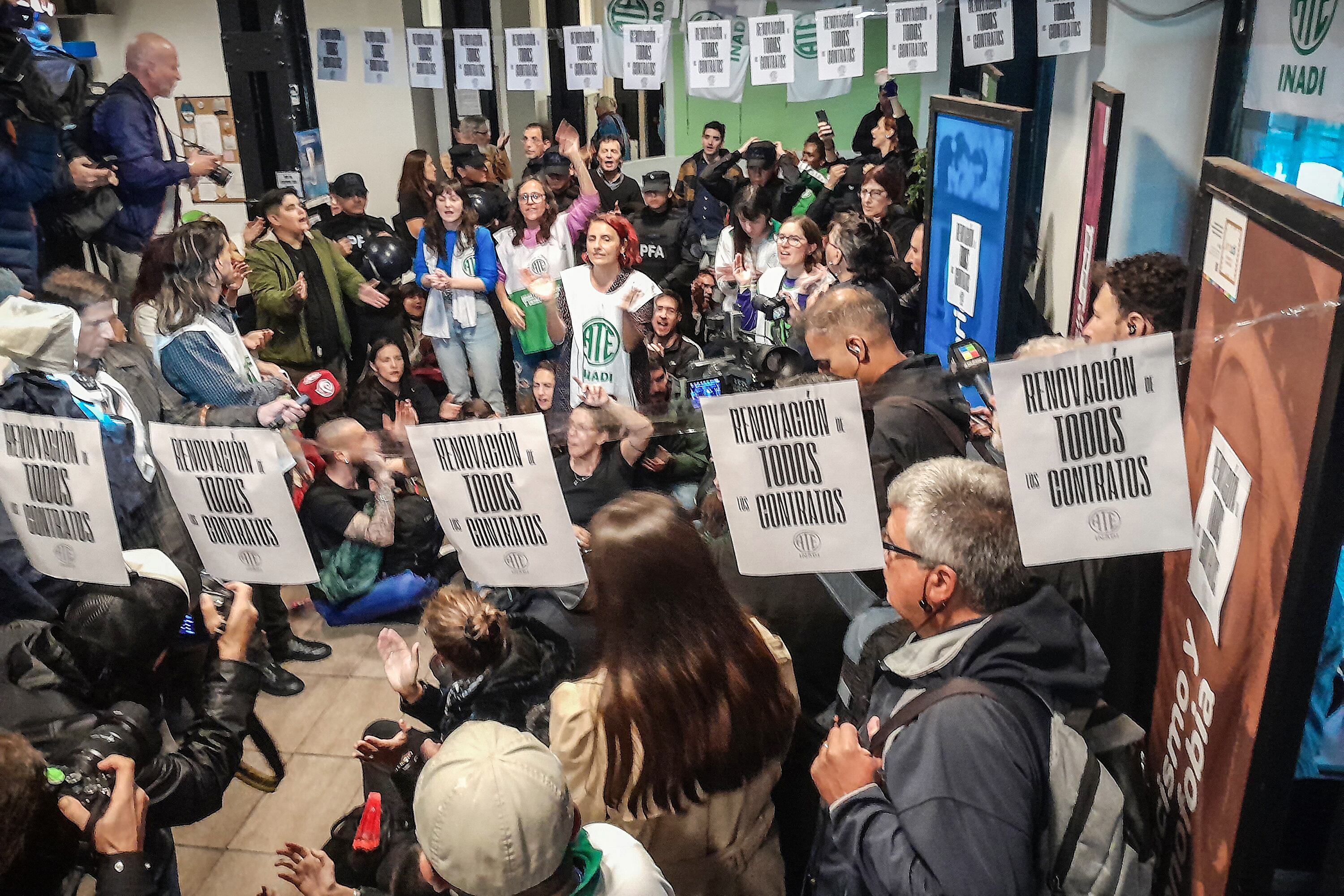 Asambleas de ATE en los ministerios.