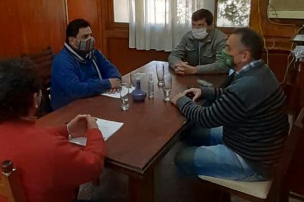 Intendentes y legisladores en Apolinario Saravia