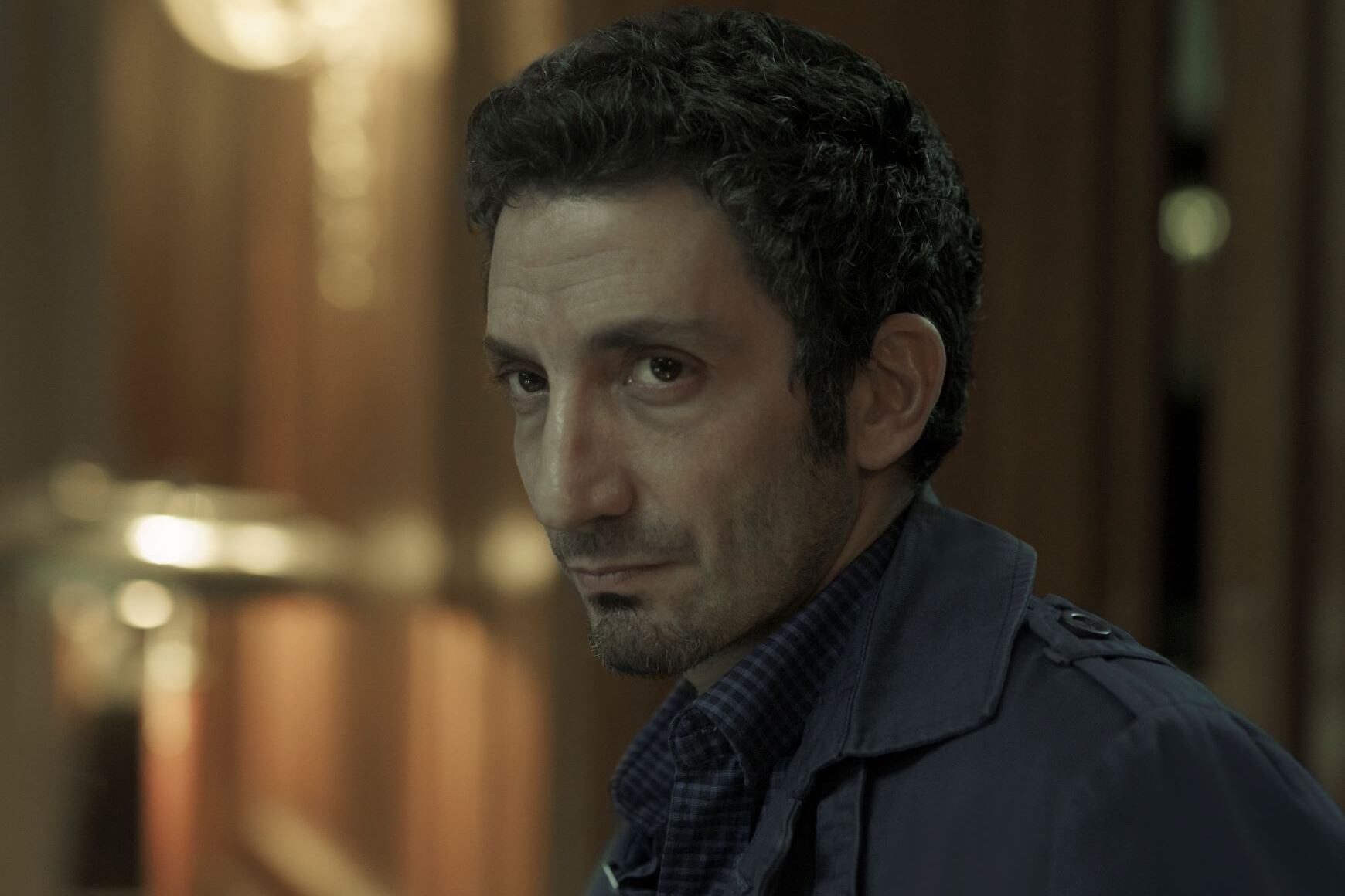 "Mi personaje es un periodista que tiene problemas con el alcohol, odia su trabajo, se odia a sí mismo básicamente", dice Minujín.