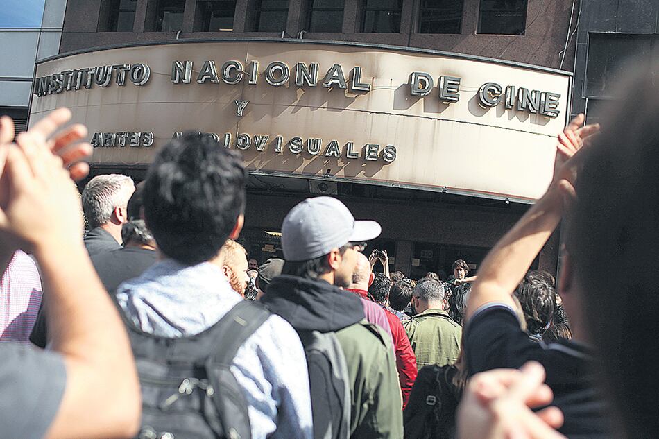 La inquietud y la incertidumbre atraviesan a los integrantes de la comunidad audiovisual.