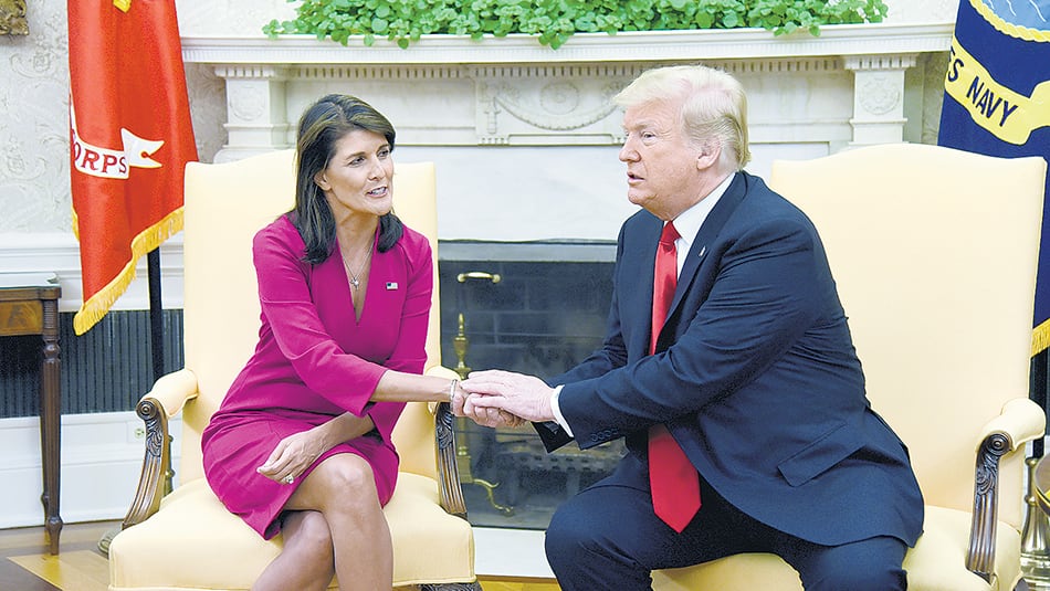 Haley dijo ayer junto a Trump que llegó su momento de dar un paso al costado.