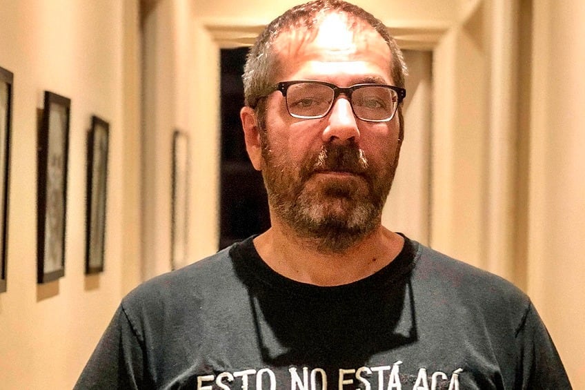 Carlos Busqued dejó dos novelas y una legión de fans en las redes sociales.