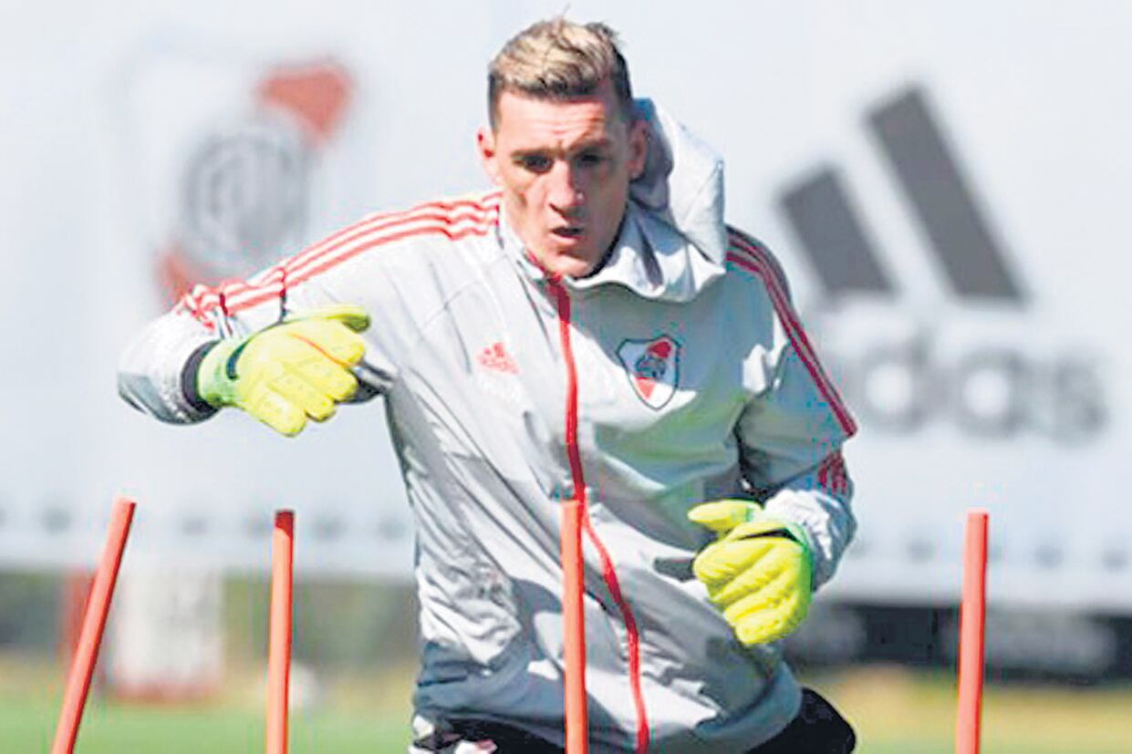 Franco Armani, ex arquero de Ferro, que llegó procedente de Atlético Nacional.