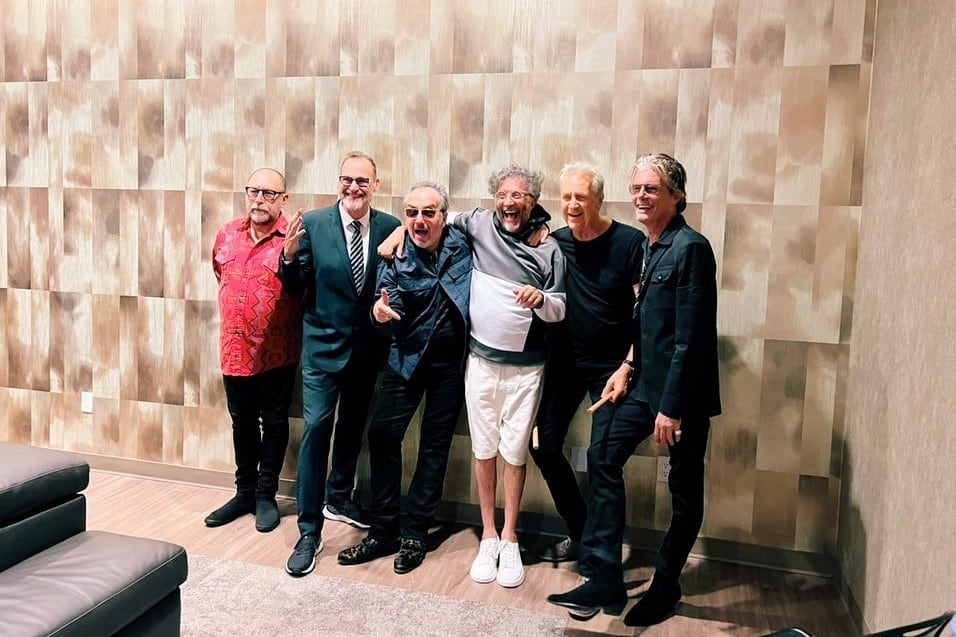 Fito Páez participó del show de Elvis Costello and The Imposters en Los Ángeles. Imagen: @Fitopaezmusica.