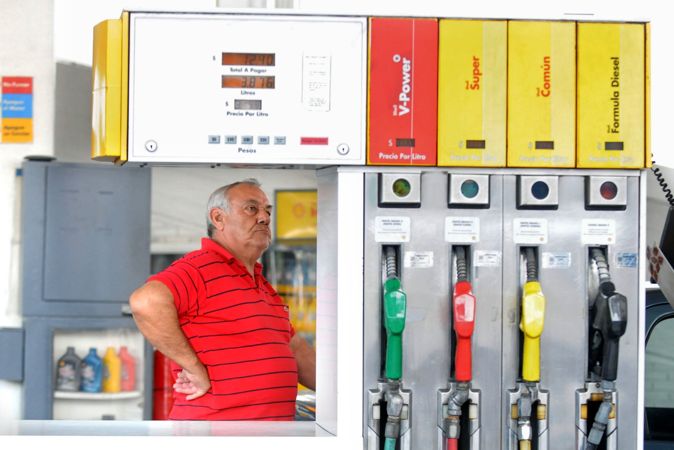 Cuál es la diferencia entre la nafta súper y premium