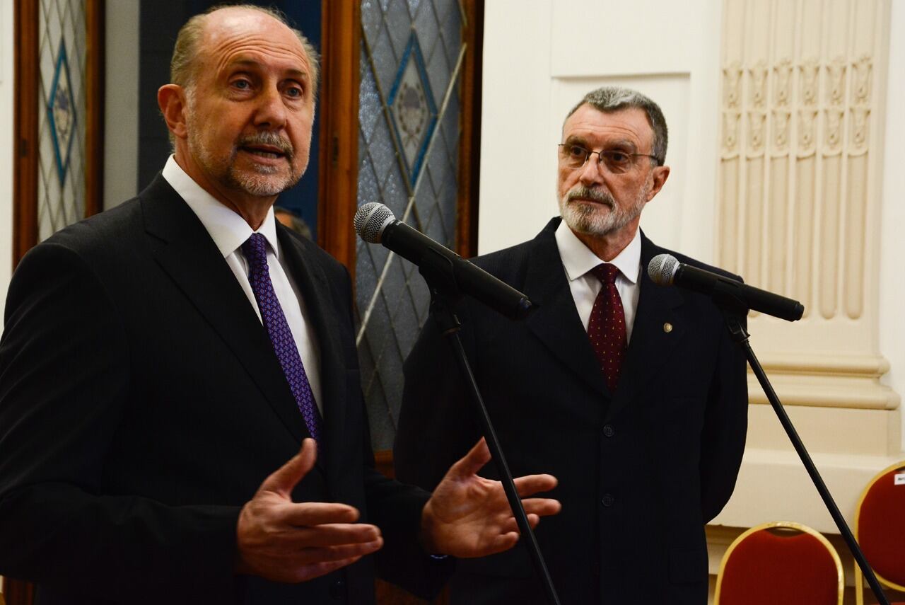 Rimoldi llegó a la conducción del ministerio de Seguridad "por descarte".