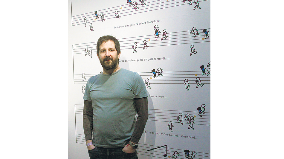 Costhanzo transcribió la música del gol de Maradona a los ingleses.