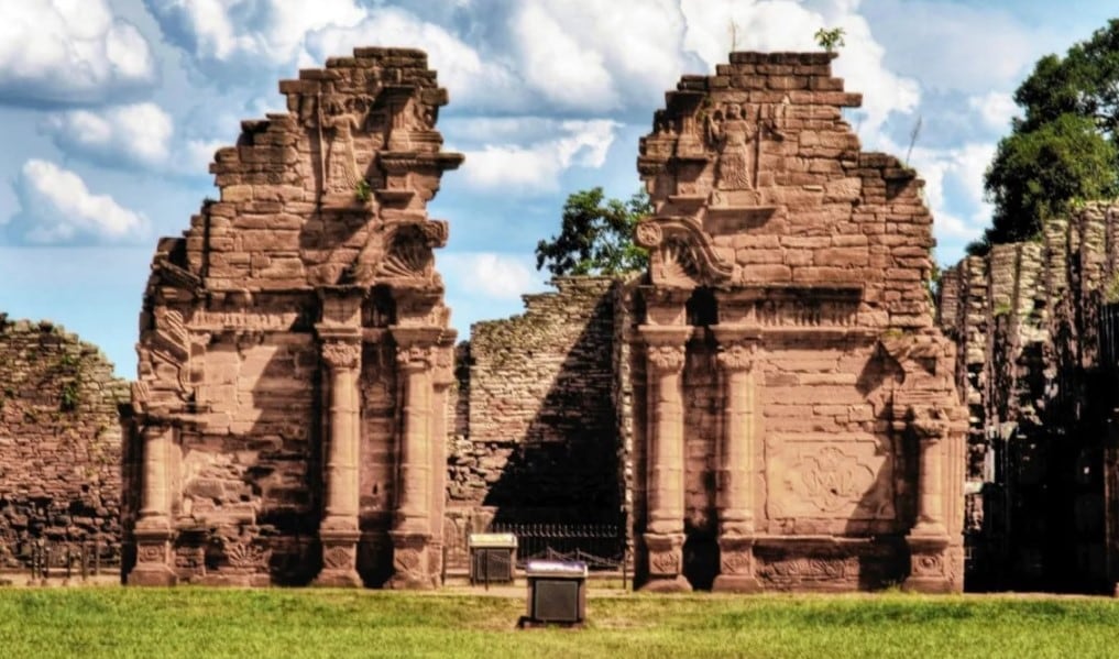 Ruinas jesuíticas de San Ignacio, en Misiones.