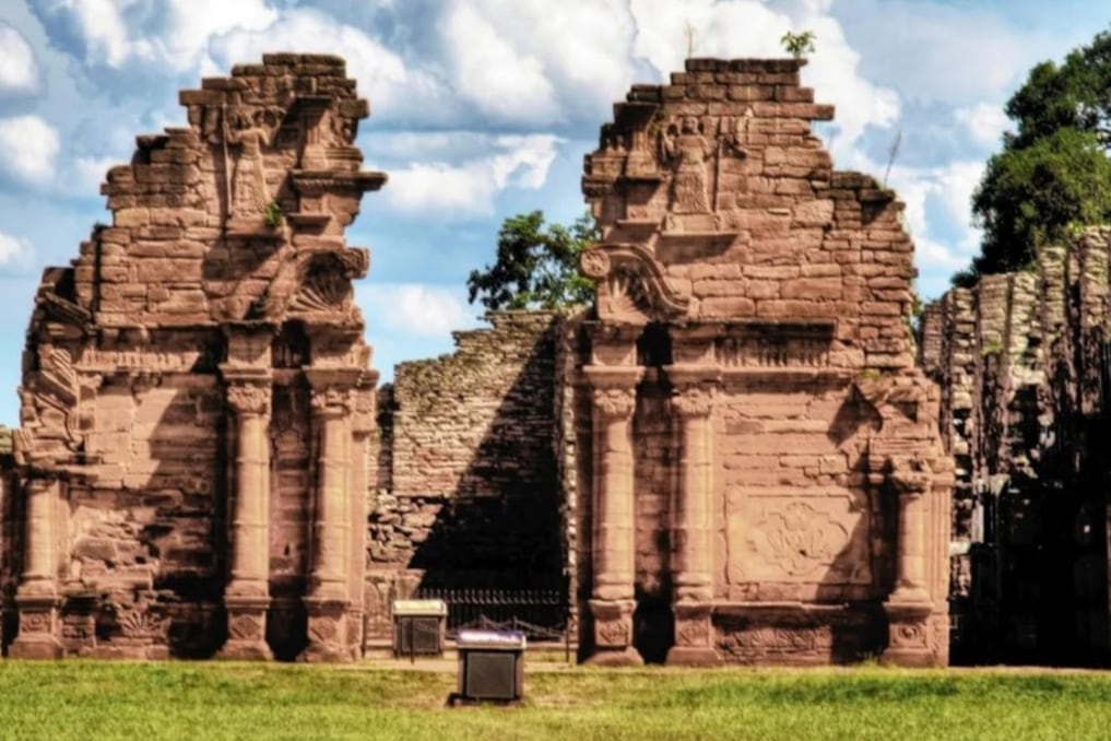 Ruinas jesuíticas de San Ignacio, en Misiones.