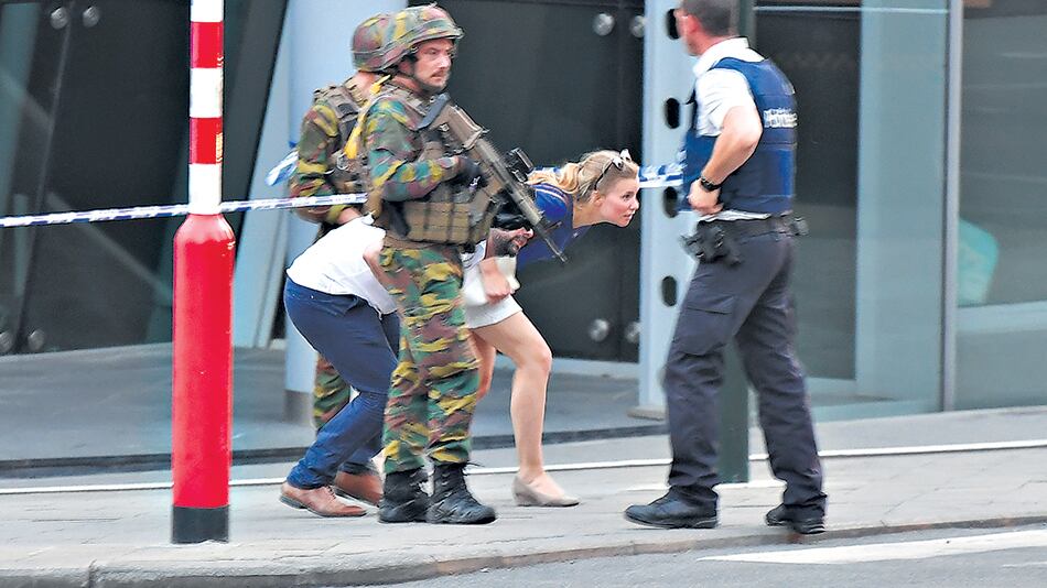 El portavoz de la Fiscalía de Bélgica dijo que el hecho es considerado un “ataque terrorista”.