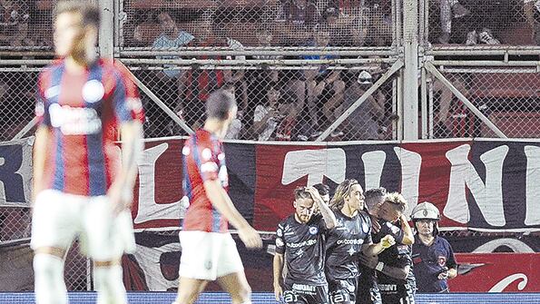 Argentinos fue más práctico que el equipo local y se quedó con la victoria.