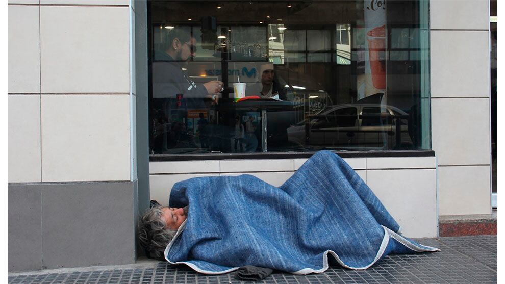 Los nuevos porcentajes informados implican que 19,2 millones son pobres, y entre ellos, 4,5 millones son indigentes.