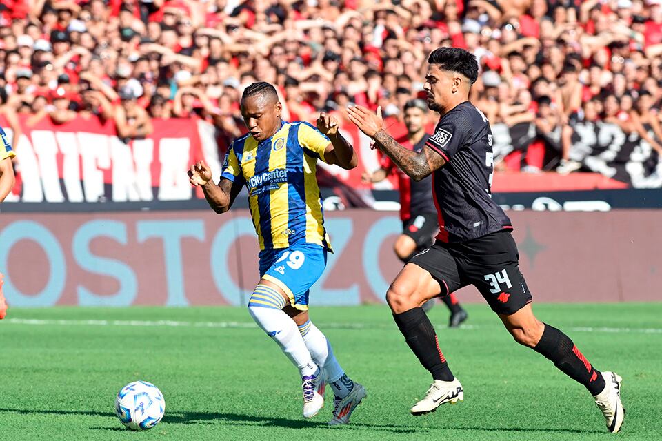 Campaz recuperó su mejor nivel en Central.