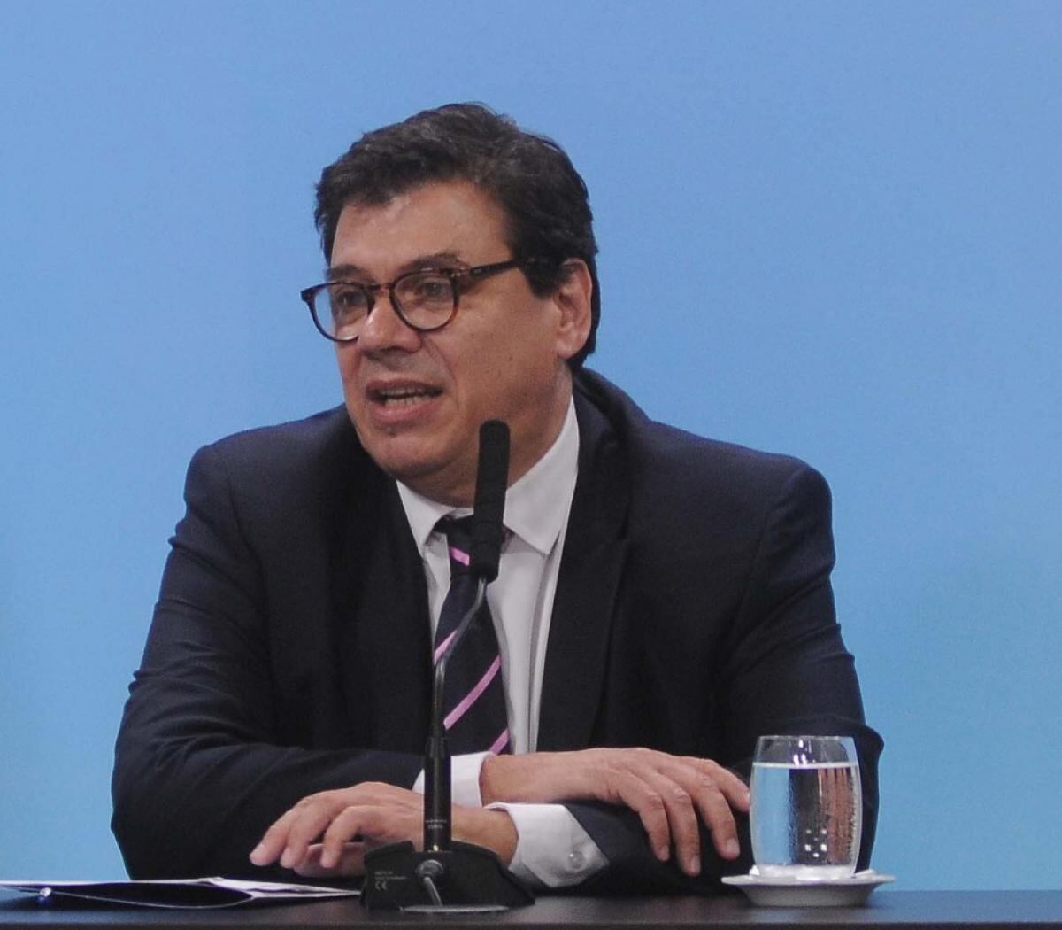 El ministro de Trabajo negó la posibilidad de impulsar una reforma laboral.