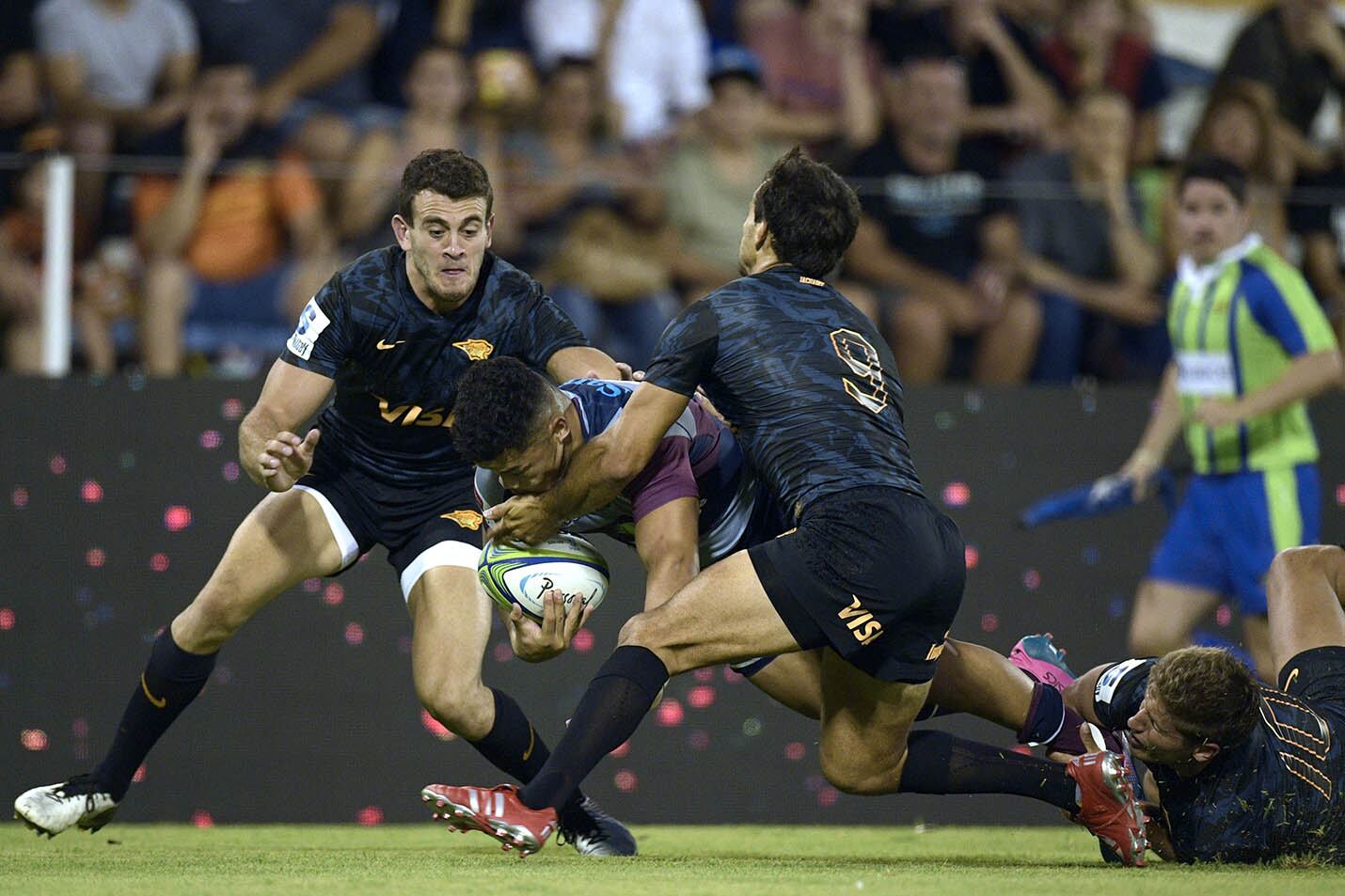 Jaguares cambió su actitud en la segunda mitad.