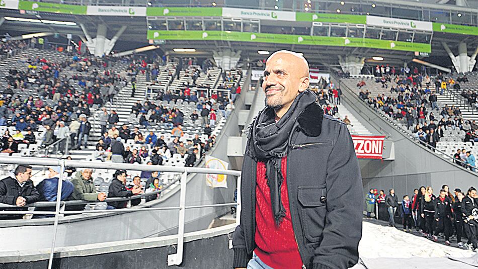 “No tengo que ser un presidente bilardista, debo ser un presidente para Estudiantes”, afirmó Verón.