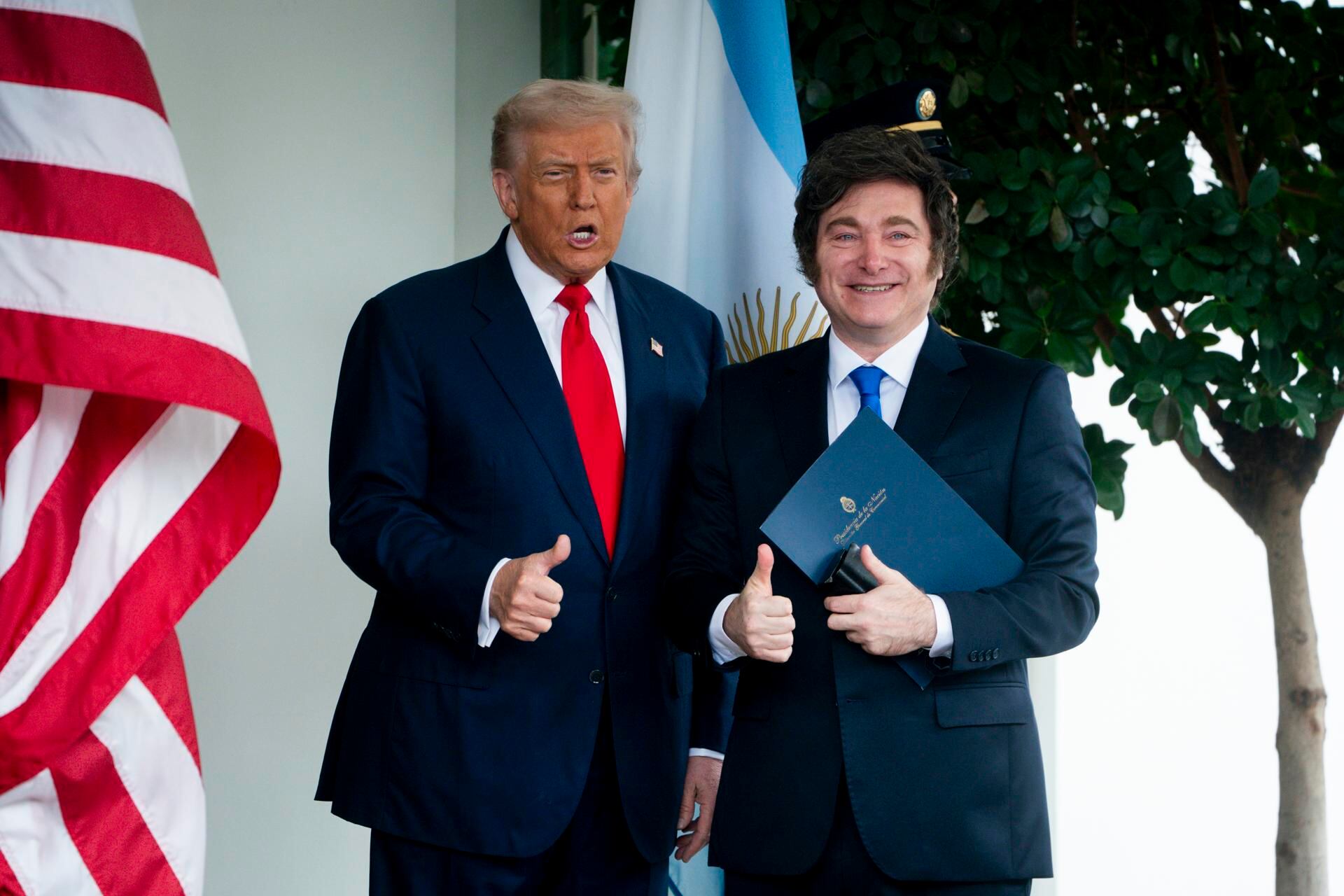 Donald Trump, Javier milei y un "salvataje" condicionado