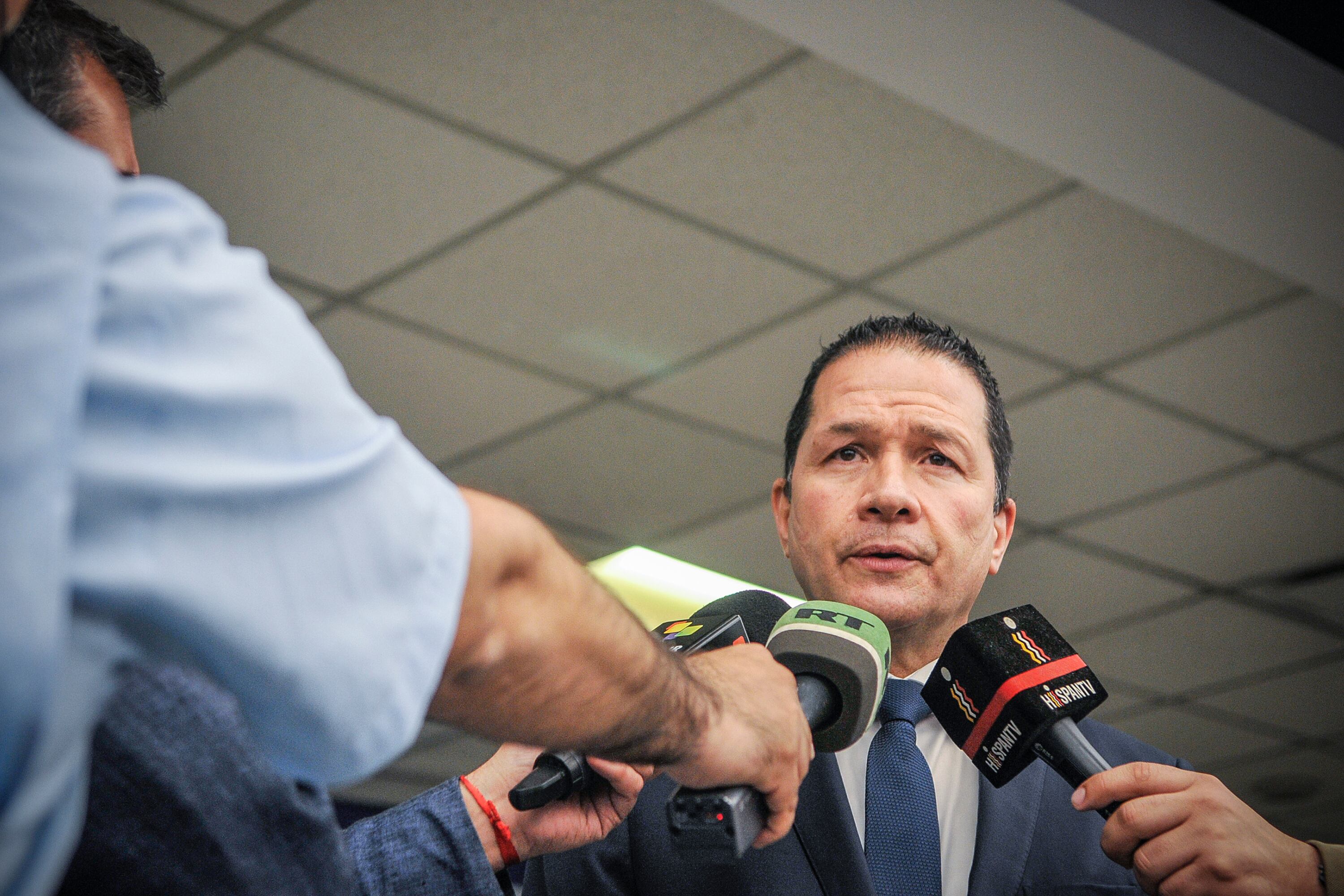 El canciller de Venezuela, Carlos Faría, al llegar a Buenos Aires.