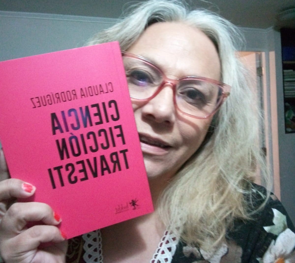 Claudia Rodriguez, autora de Ciencia ficción travesti, editado por Hekht en 2023