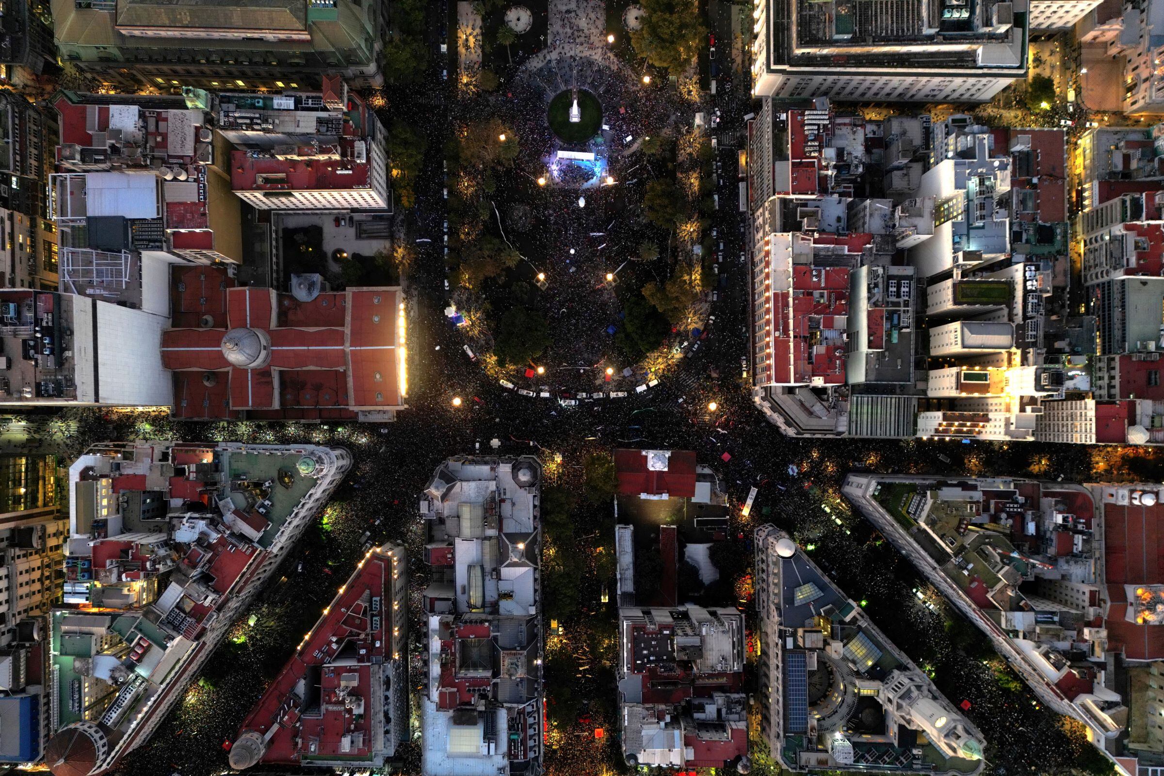 La primera marcha federal universitaria finalizó en la Plaza de Mayo