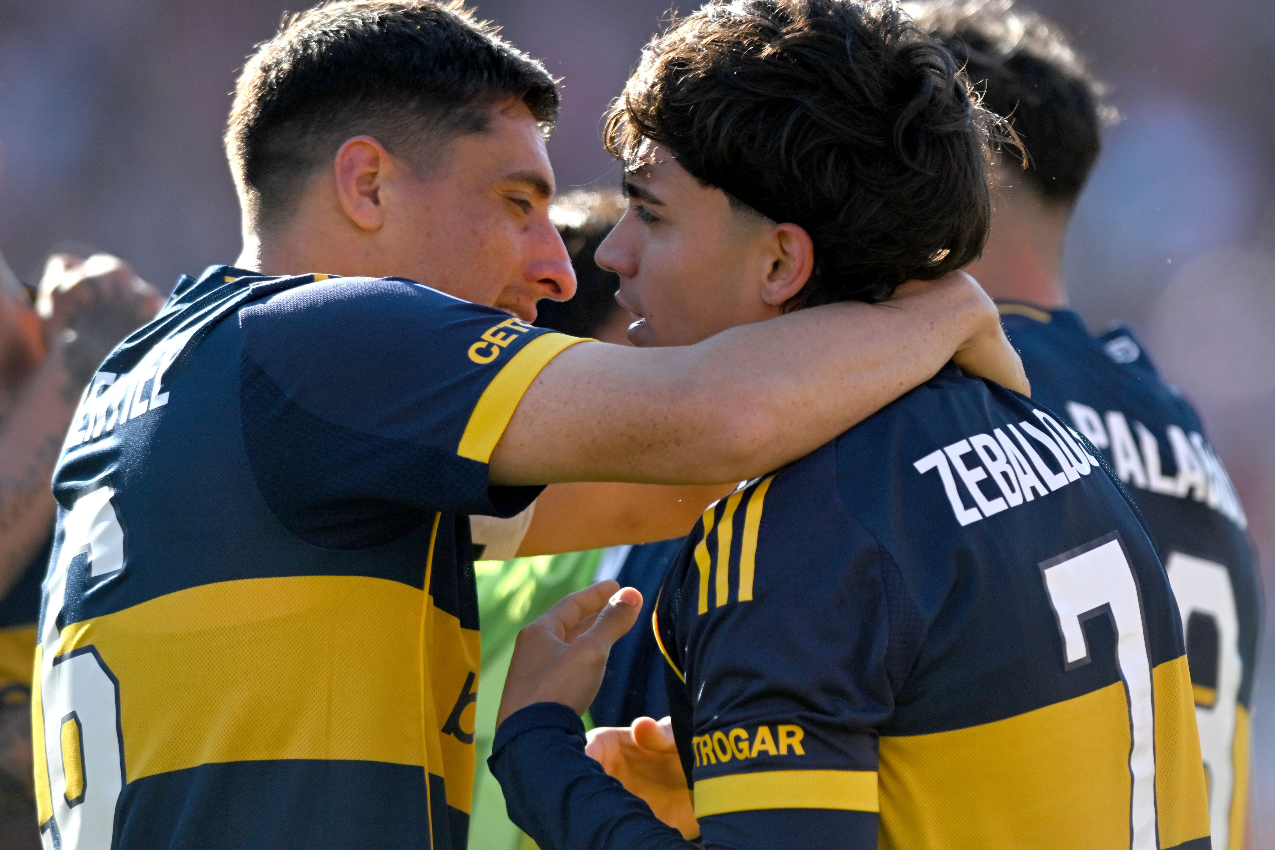 Merentiel y Zeballos, la dupla goleadora de Boca en La Plata.