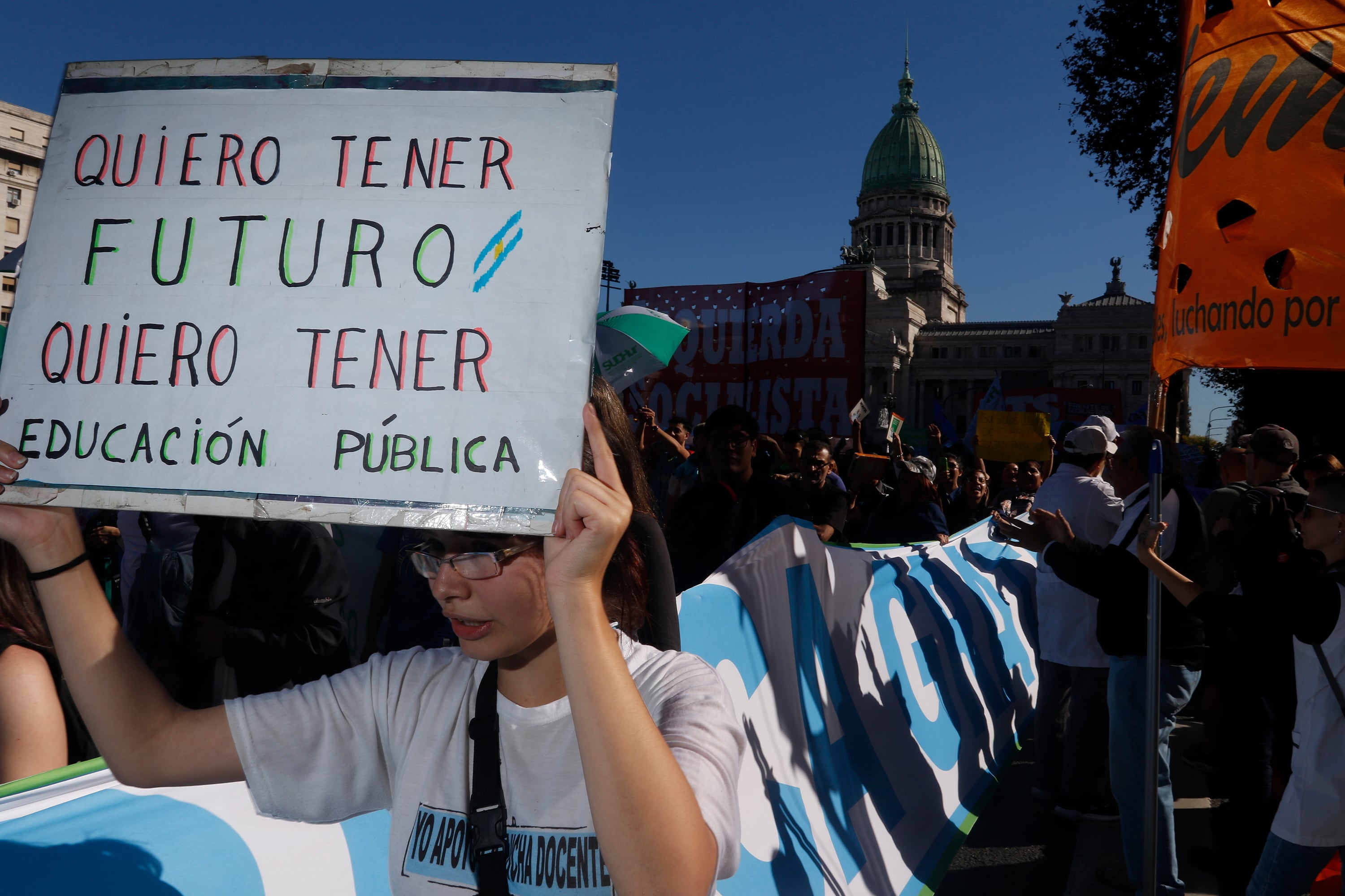 Paro universitario: Argentina sale a la calle  contra el veto de Javier Milei