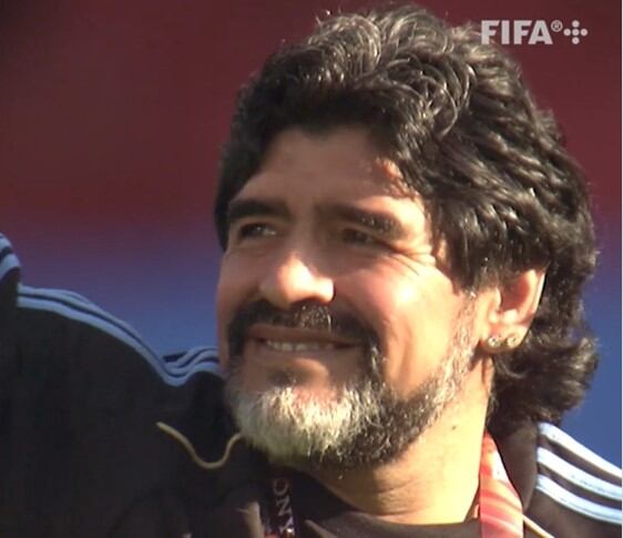 Con imágenes de Diego Maradona, en un video la FIFA celebró el pase de la Selección argentina a los octavos de final. (Foto: captura de video)