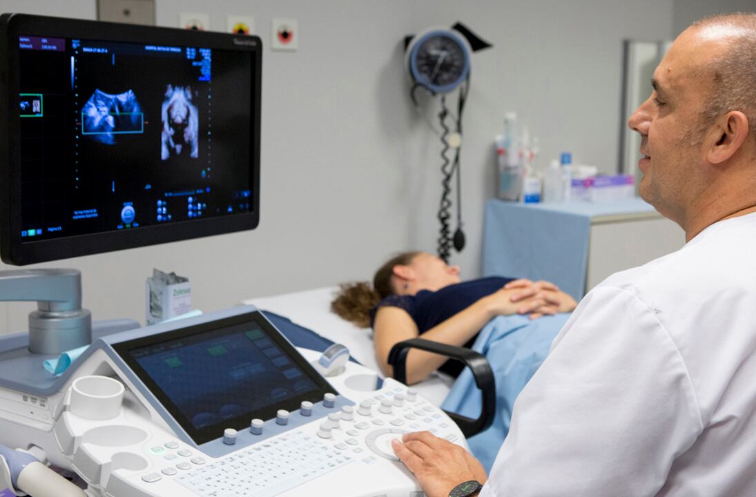 El valor del plan intermedio de una prepaga para una persona de entre 30 y 40 años es de unos 8000 pesos.